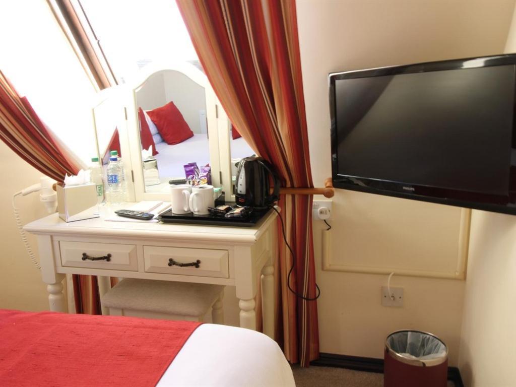 Pilgrims Hotel Canterbury Bagian luar foto